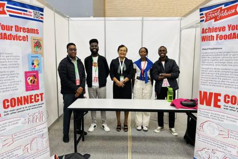 Prof. Kunyanga with the student innovators 